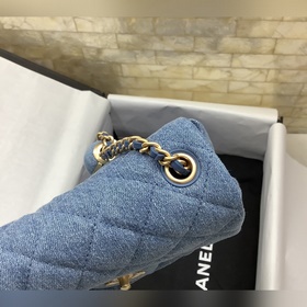 chanel 22C ранний весенний джинсовый металлический шарик CF Полно