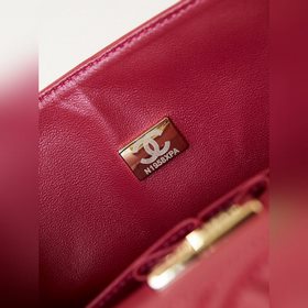 Chanel 24c, курортная сумка с логотипом CF виде радужных букв, от