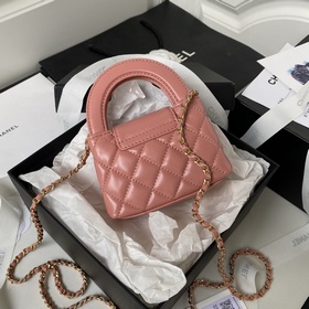Непревзойденная модель CHANEL 2024/24! A 3435 Непревзойденная жен