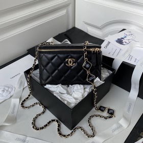 chanel 23B, жемчужина в море, ромбовидные буквы, A96018, небольша