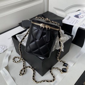 chanel 23B, жемчужина в море, ромбовидные буквы, A96018, небольша