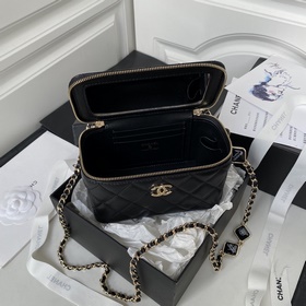 chanel 23B, жемчужина в море, ромбовидные буквы, A96018, небольша