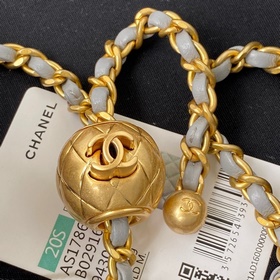 1786 Chanel Популярная металлическая сумка mini с крышкой. На цеп