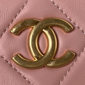 chanel 23khobo, эта сумка в стиле хиппи с подмышечным ремнем прос