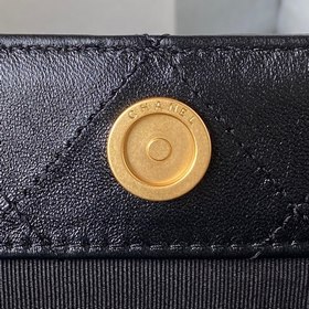 chanel 23khobo, эта сумка в стиле хиппи с подмышечным ремнем прос