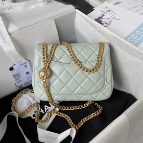 Светло-голубая серия Chanel 23s с регулируемой застежкой виде кам