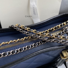 91810 Chanel Gabrielle Инновации Chanel никогда не разочаровывают