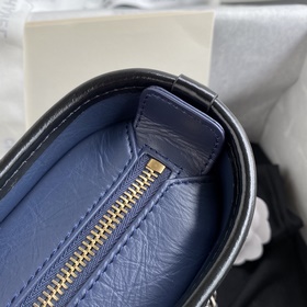 91810 Chanel Gabrielle Инновации Chanel никогда не разочаровывают