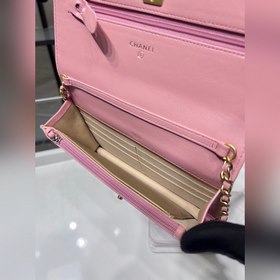 Новая модель Woc от Chanel. После того, как я надела ее, она мне 