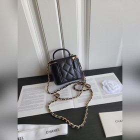 Новинка Chanel 2024s осень-зима, импортная кожаная косметичка, не
