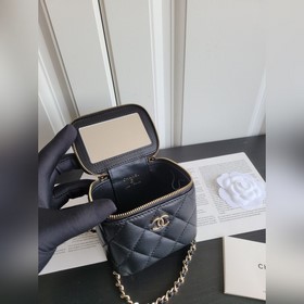 Новинка Chanel 2024s осень-зима, импортная кожаная косметичка, не