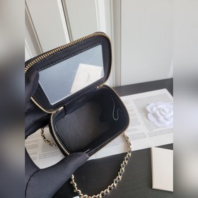 Новинка Chanel 2024s осень-зима, импортная кожаная косметичка, не