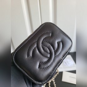 Новинка Chanel 2024s осень-зима, импортная кожаная косметичка, не