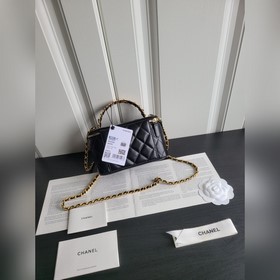 Новинка Chanel 23 в наличии. Ручка и коробка из импортной масляно