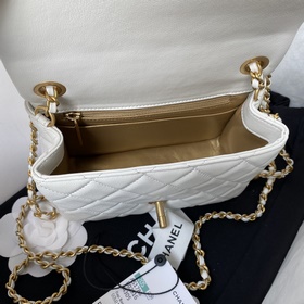 1786 Chanel Популярная металлическая сумка mini с крышкой. На цеп