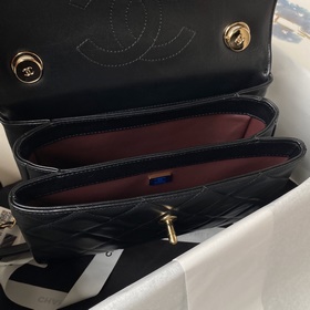 chanel Trendy 24C AS92236 CC с ручкой. Классическая ромбовидная т