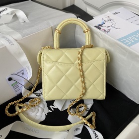 Chanel 23S Новая модель AS3973 косметичка с ручкой. Очень популяр