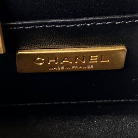 Chanel 23S Новая модель AS3973 косметичка с ручкой. Очень популяр