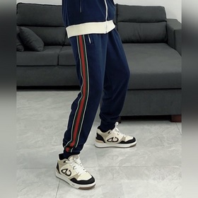 Брюки GUCCI/Gucci 2024 Новая модель комплект из трикотажной куртк