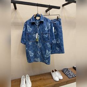 Gucci, GU жидкие джинсовые шорты сердечком Оригинал, цена 600, те