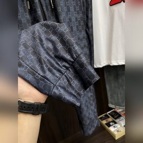 Эксклюзивная новая модель модных брюк Gucci для мужчин. Модные и 