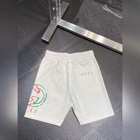 Gucci эксклюзивная модель новых шорт для отдыха высоком качестве.