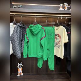 Gucci 2024 весна, новейшая модель, комплект с капюшоном Gucci. Вы