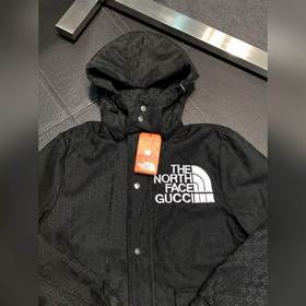 Gucci и THE NORTH FACE эксклюзивная весенняя куртка с капюшоном. 