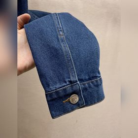 Gucci, весенняя колекция 2024, джинсовая куртка с принтом в стиле