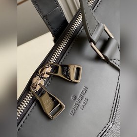 LV M40566 Эта современная сумка для документов, созданная для при