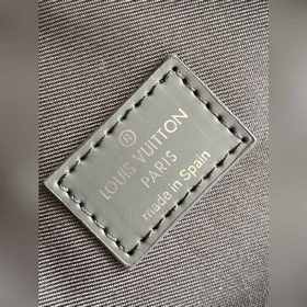 LV M40566 Эта современная сумка для документов, созданная для при