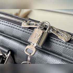 LV N40445 Эта небольшая сумка Voyage из ткани Monogram Ecli se им