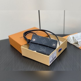 【Оригинальный продукт】 M83153 Черный цветок Кошелек для карт Сери