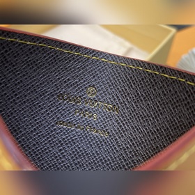 【LV】 M83348 Кофейный кожаный кошелек с граффили, новая модель сез