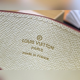 【LV】 M83348 Бежевый кожаный кошелек с граффиликом из новой коллек