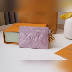 M82 «Porto Cult LV Charm» из мягкой кожи Monogram Unplant с тисн