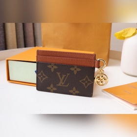 M82739 Старый цветок Изготовлен из ткани с покрытием Monogram и 