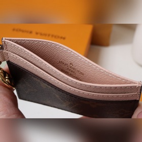 M82739 Старше 40 Изготовлен из ткани с покрытием Monogram и кожи 