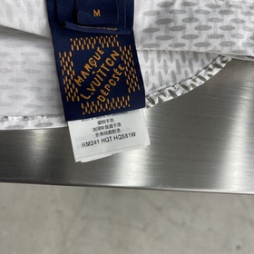 Новая длиннорукавная рубашка LV 24ss украшена увеличенным узором 