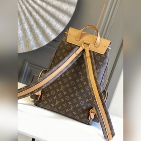 LV M44658 Рюкзак TRIO Рюкзак Trio представляет собой сумку из тка