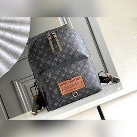 LV M45218 Рюкзак DISCOVERY Рюкзак Discovery входит в лимитированн