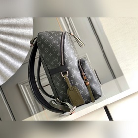 LV M45218 Рюкзак DISCOVERY Рюкзак Discovery входит в лимитированн