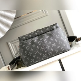 LV M45218 Рюкзак DISCOVERY Рюкзак Discovery входит в лимитированн