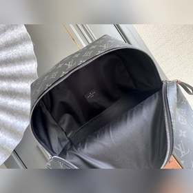 LV M45218 Рюкзак DISCOVERY Рюкзак Discovery входит в лимитированн