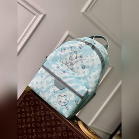 LV M22519 Рюкзак Discovery из ткани Monogram Aquagarden с креатив