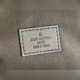 LV 【Рюкзак DISCOVERY】 M46553 Черный (тиснение) Рюкзак Discovery и