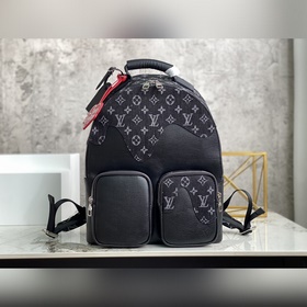 LV M45973 Кэс (джинсовый) Рюкзаки Серия MULTI OCKET Рюкзаки Louis