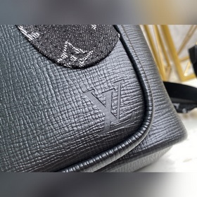 LV M45973 Кэс (джинсовый) Рюкзаки Серия MULTI OCKET Рюкзаки Louis