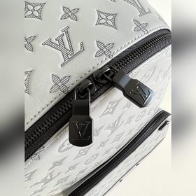LV [Эксклюзивные фотографии M46105] Серия серых кожаных рюкзаков 