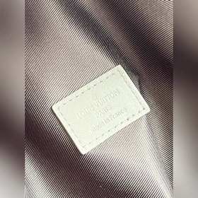 LV [Эксклюзивные фотографии M46105] Серия серых кожаных рюкзаков 